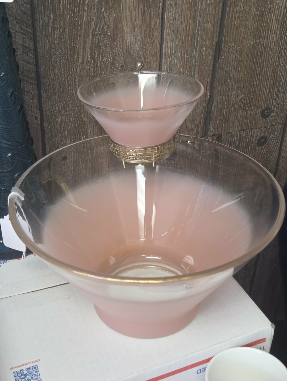 ***SOLD***  Vintage MCM Blendo Frosted Ombre Pink Chips & Dip Bowl Set